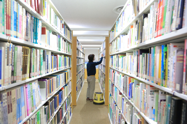 長崎大学附属図書館